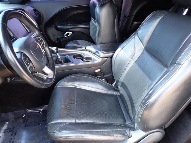 Used 2016 Dodge Challenger R/T Plus RWD image 9