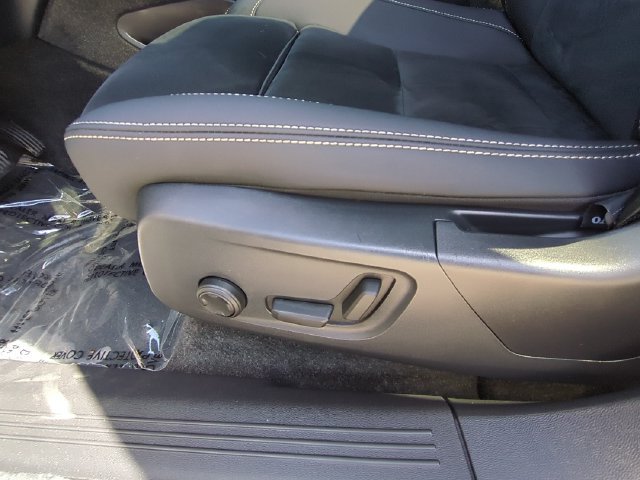 Certified 2023 Volvo C40 P8 Recharge Ultimate AWD/4WD image 14
