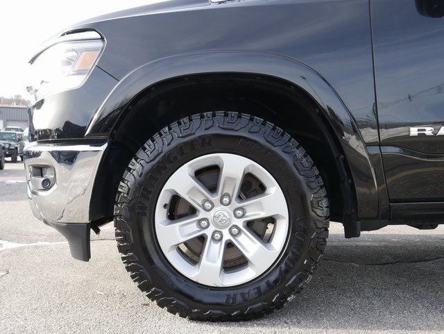 Used 2019 RAM 1500 Laramie image 9