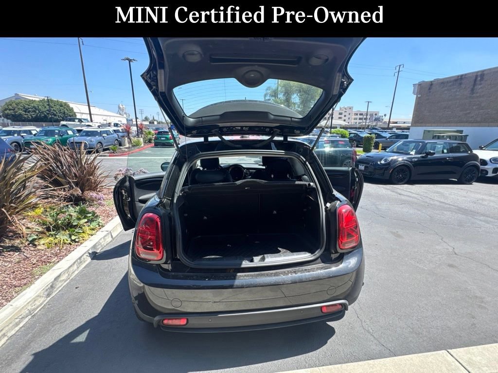 Used 2024 MINI Cooper SE FWD image 2