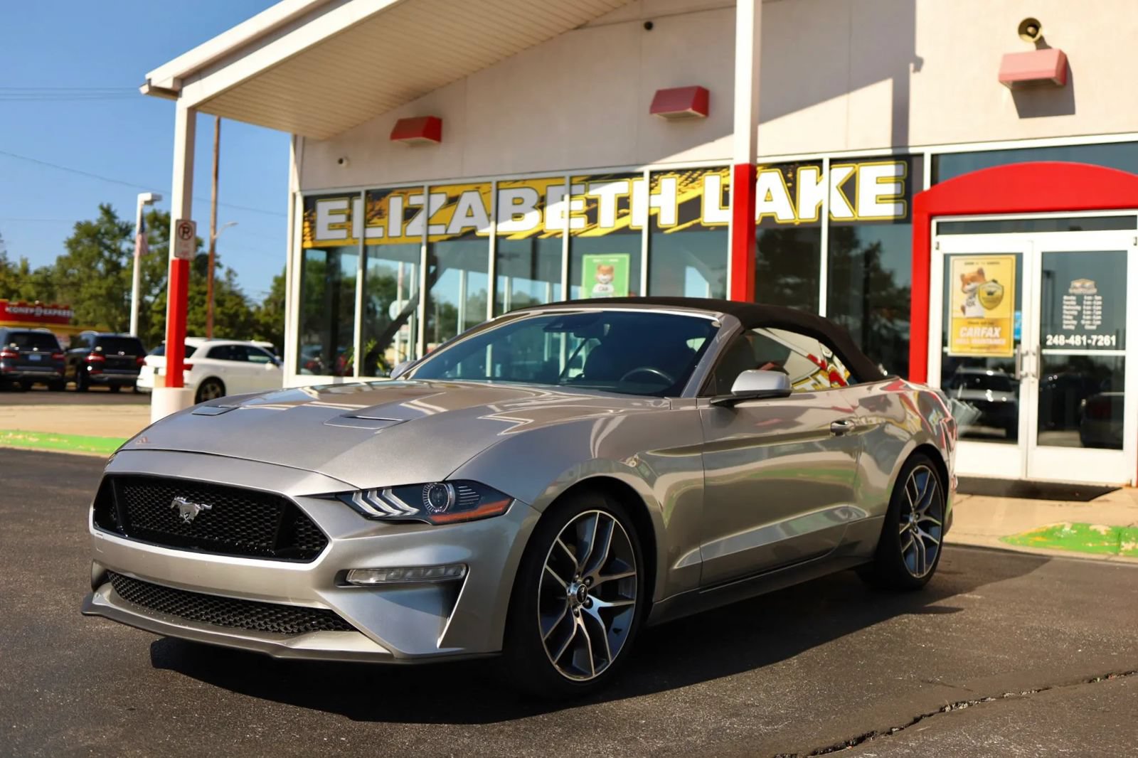 Used 2022 Ford Mustang Premium RWD image 1