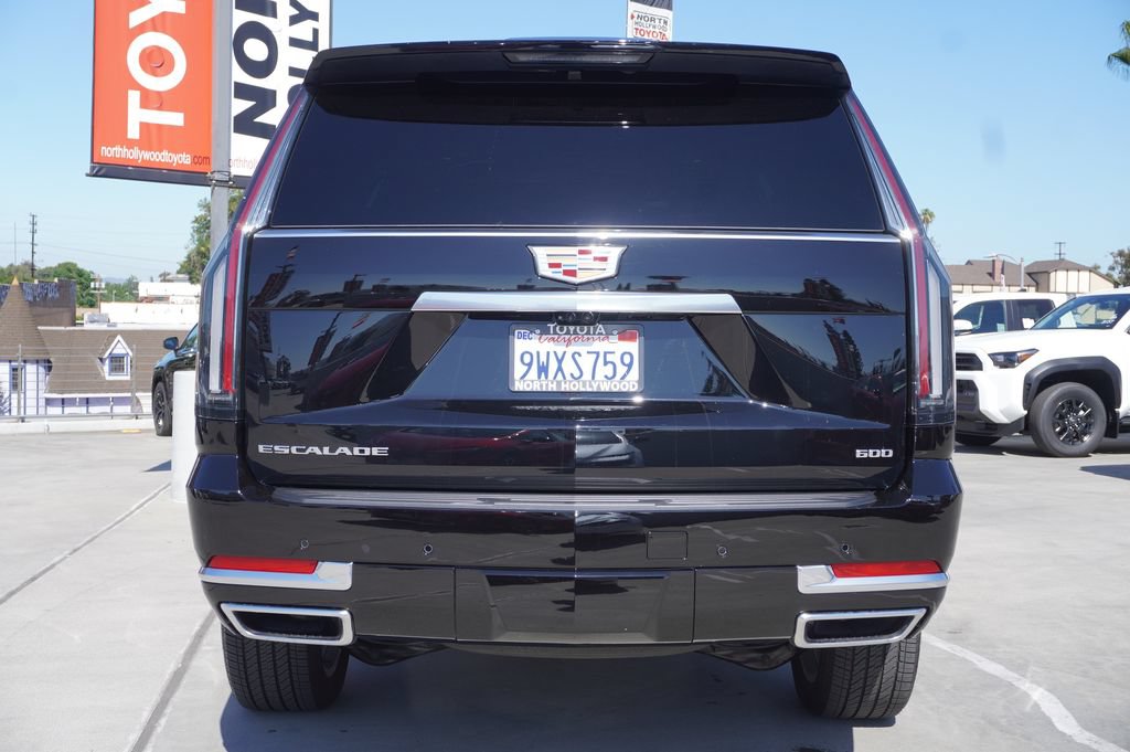 Used 2026 Cadillac Escalade Luxury RWD image 6