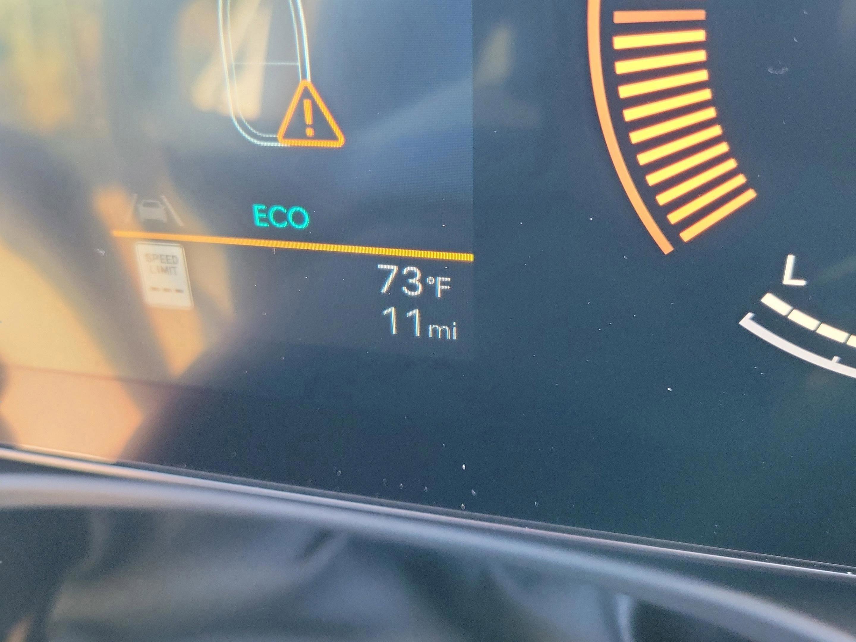 New 2026 Hyundai Tucson Blue SE image 12