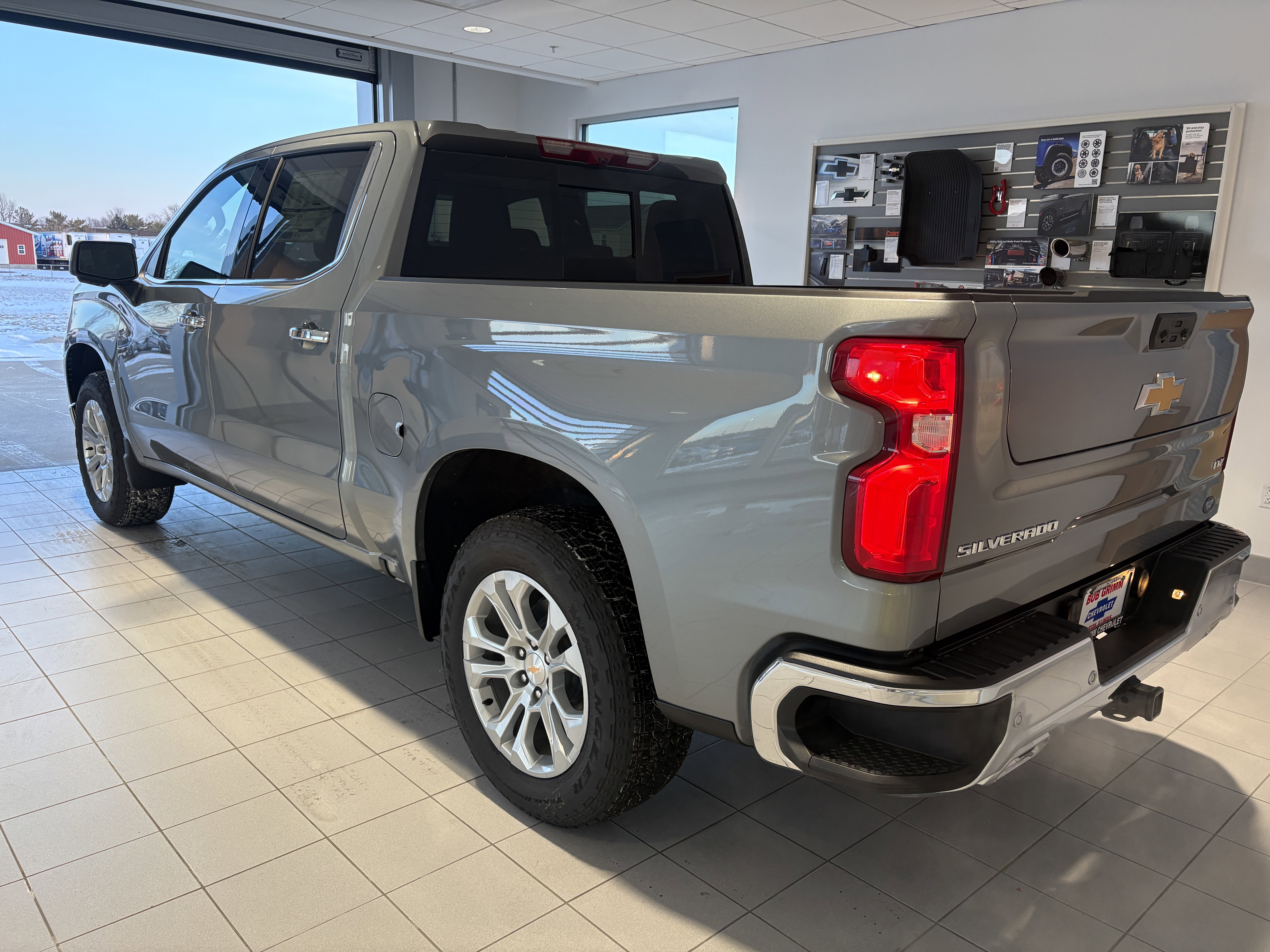 New 2026 Chevrolet Silverado 1500 LTZ w/ LTZ Premium Package image 3
