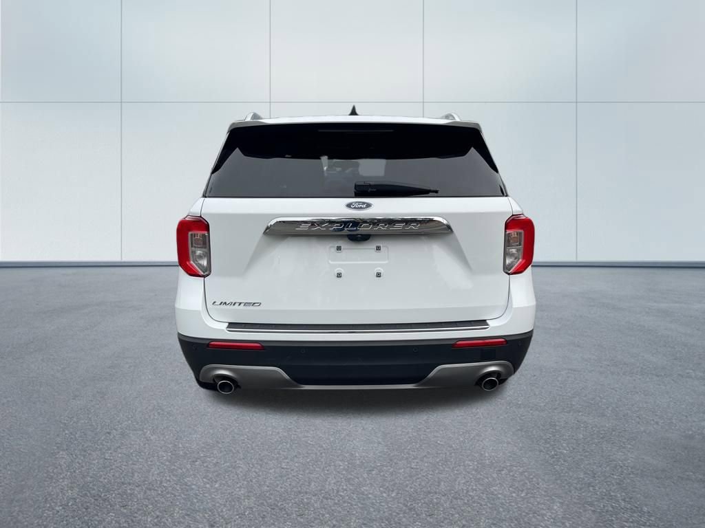 Certified 2023 Ford Explorer Limited w/ Equipment Group 301A image 6
