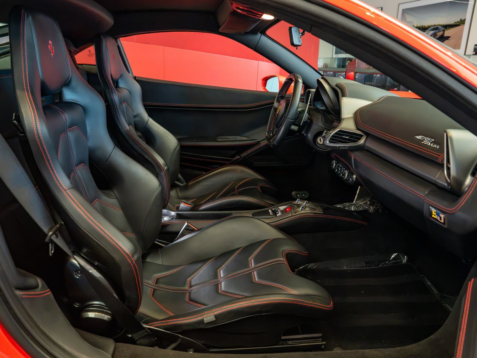 Certified 2014 Ferrari 458 Italia Coupe RWD image 18