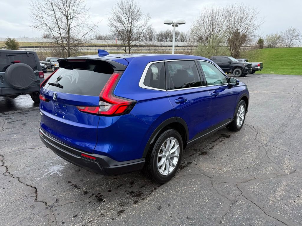 Used 2023 Honda CR-V EX image 3