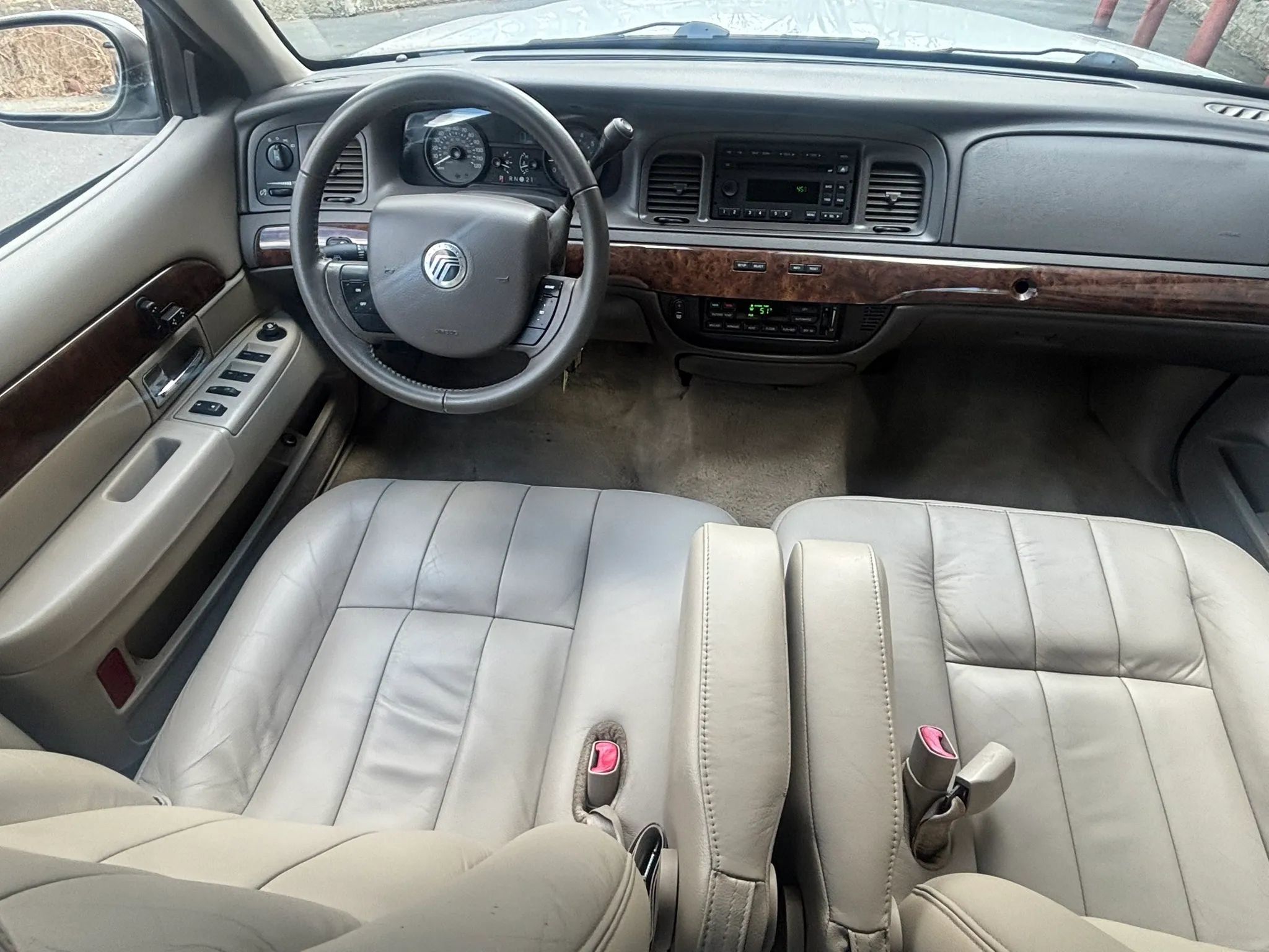 Used 2009 Mercury Grand Marquis LS image 21
