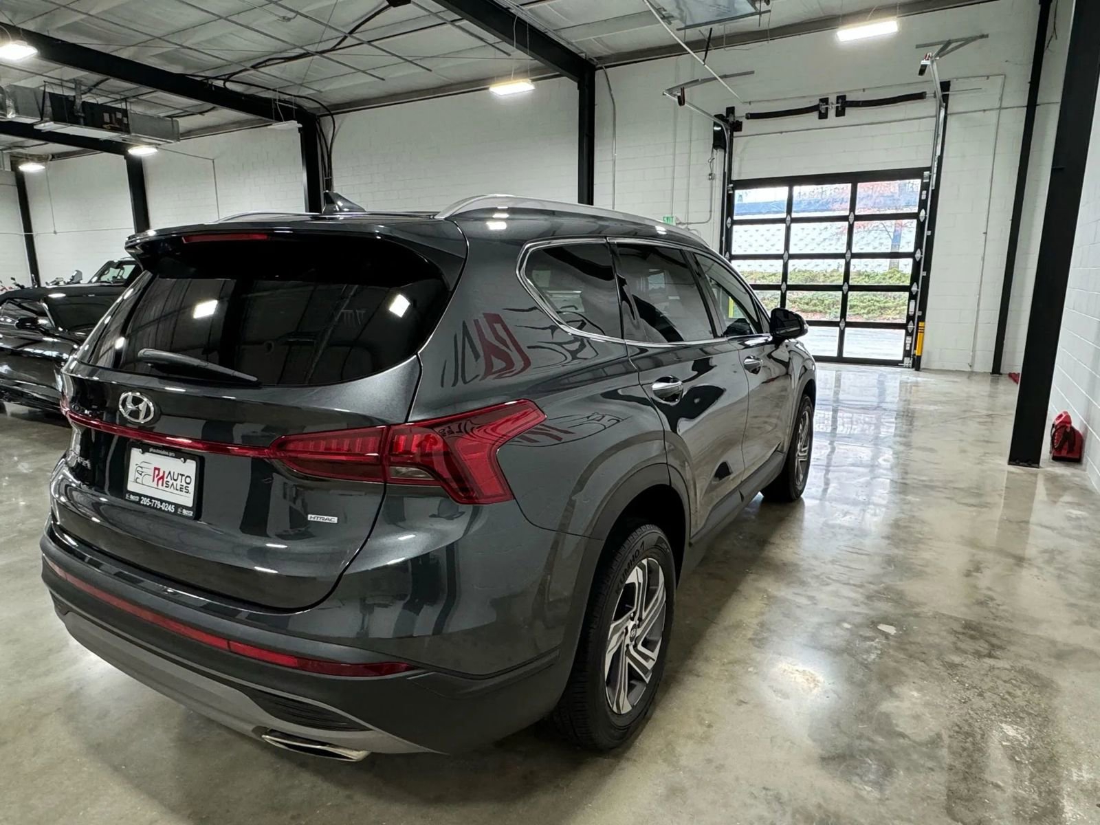 Used 2023 Hyundai Santa Fe SEL image 4