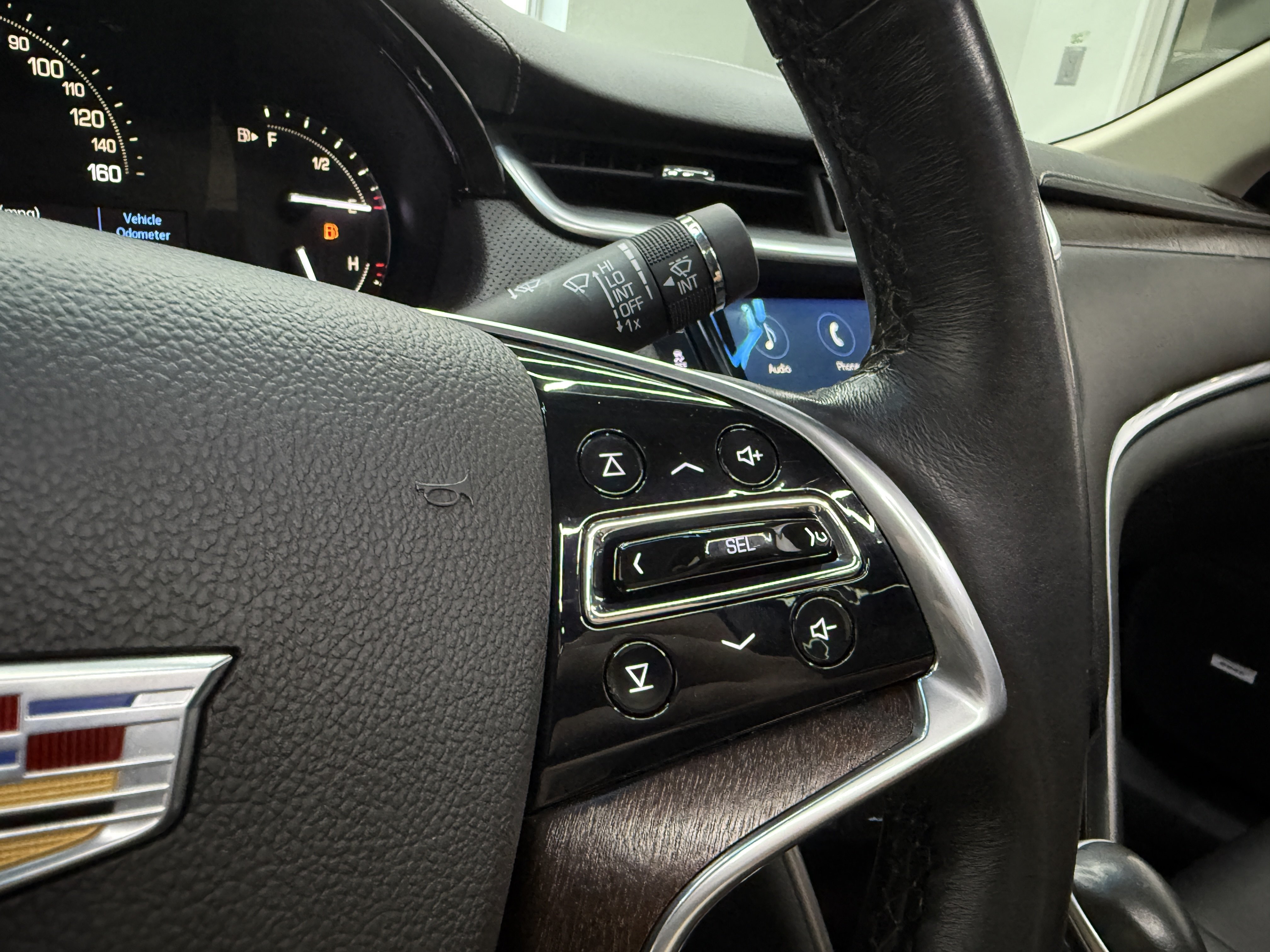 Used 2018 Cadillac XTS Luxury AWD/4WD image 16