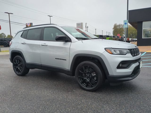 New 2026 Jeep Compass Latitude AWD/4WD image 2