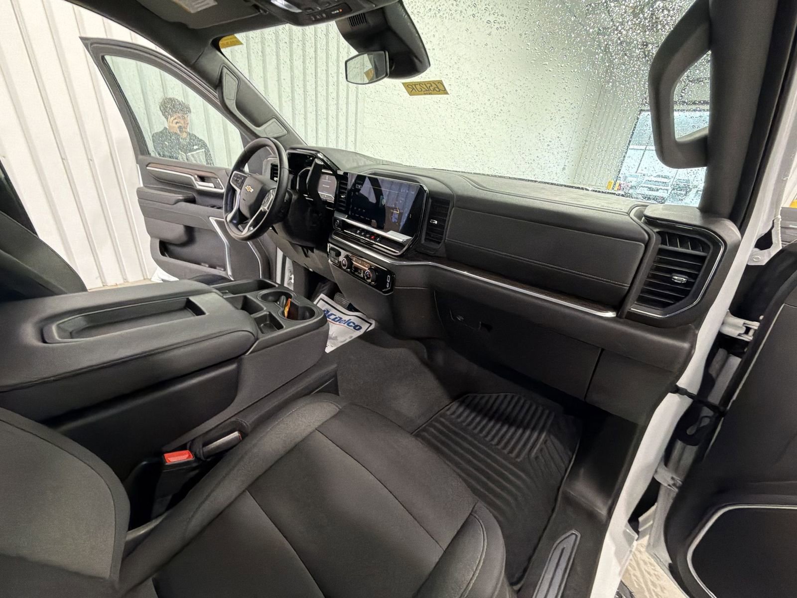 Used 2024 Chevrolet Silverado 2500 LT image 26