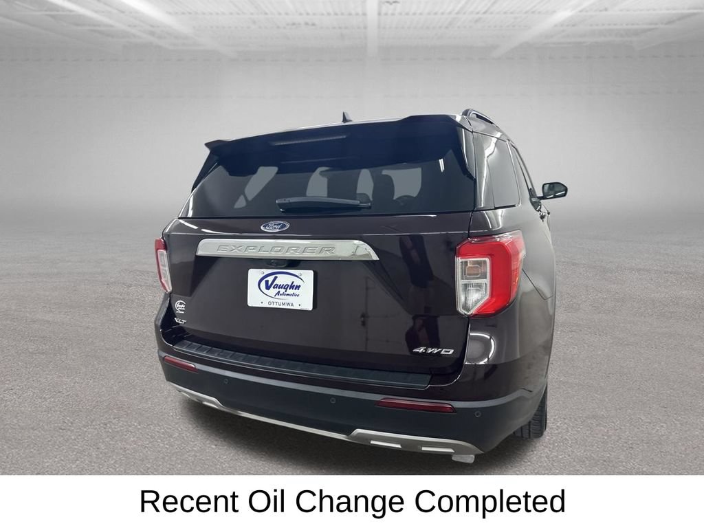 Used 2023 Ford Explorer XLT w/ Equipment Group 202A AWD/4WD image 13