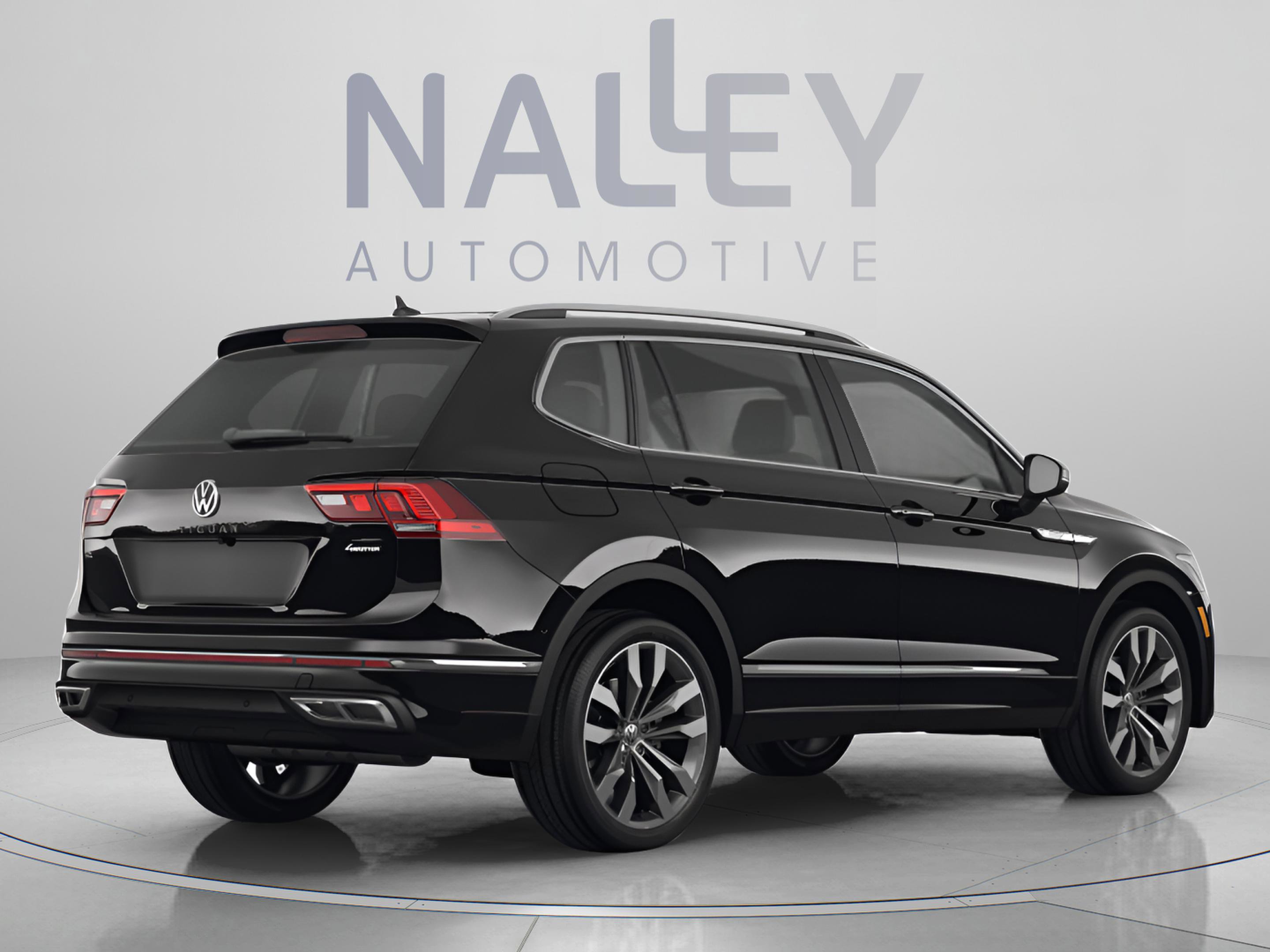 Used 2022 Volkswagen Tiguan SE AWD/4WD image 3