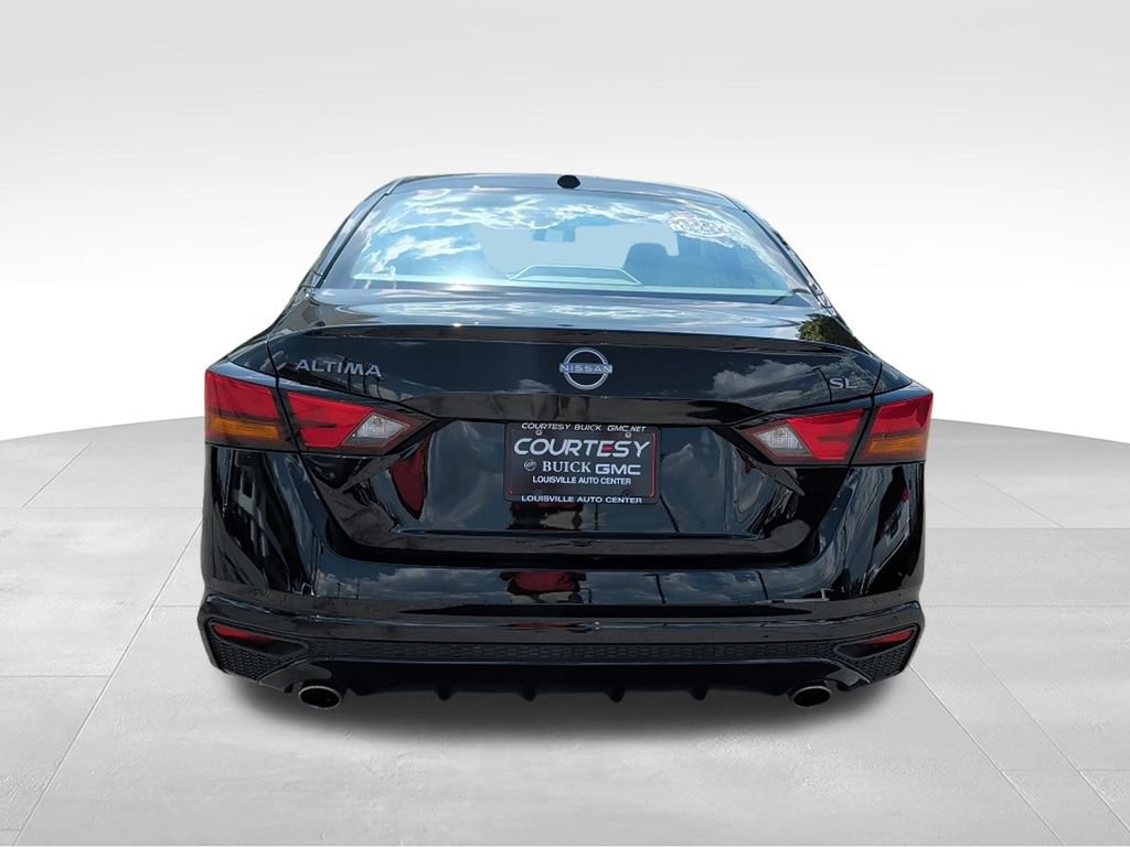 Used 2024 Nissan Altima 2.5 SL FWD image 6