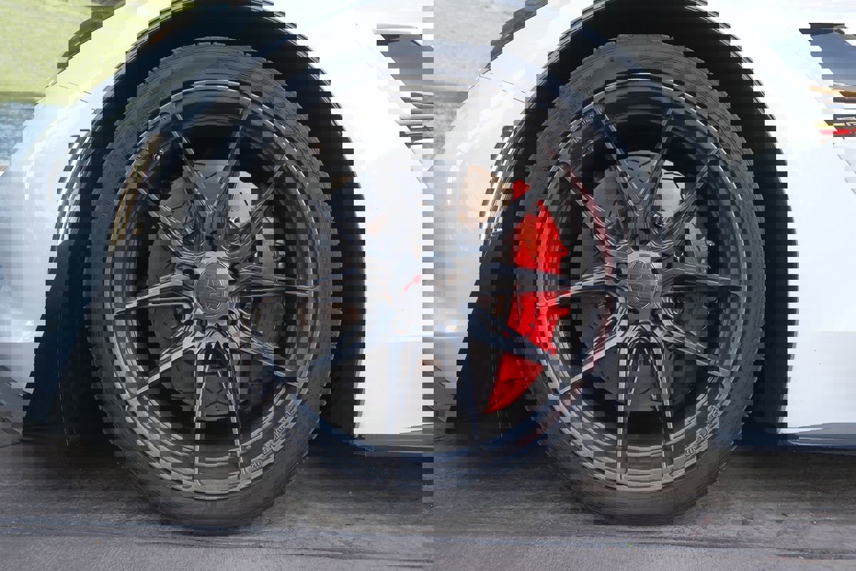 Used 2019 Chevrolet Corvette Grand Sport w/ Carbon Flash Badge Package image 41