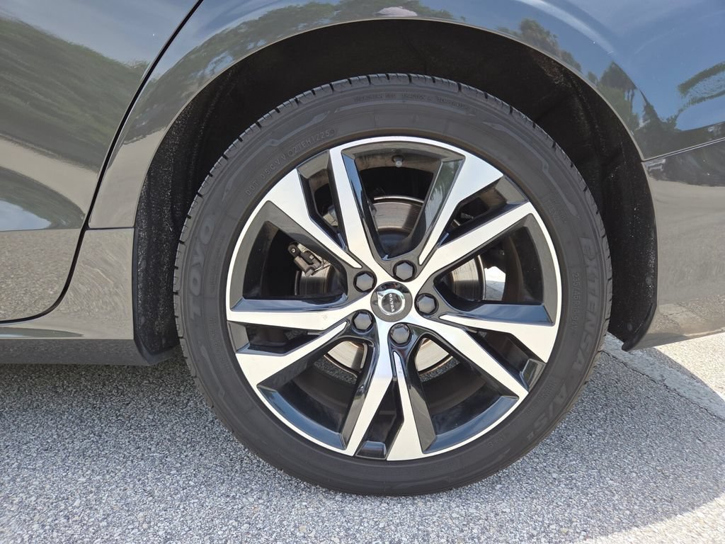 Used 2025 Volvo S60 B5 Plus w/ Protection Package Premier FWD image 20