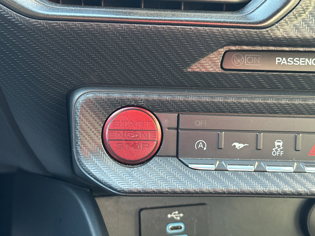 Used 2024 Ford Mustang EcoBoost image 32