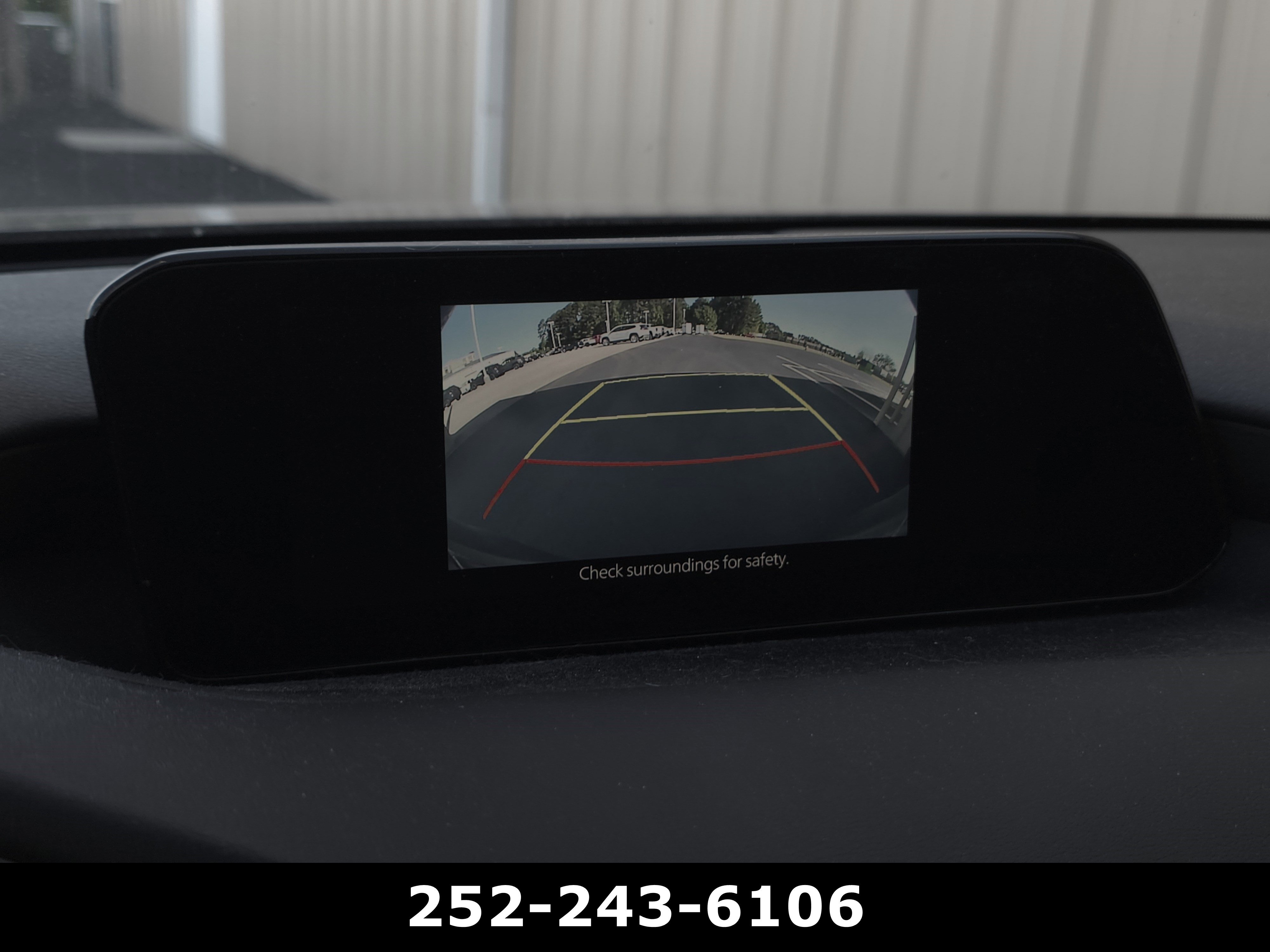 Used 2023 MAZDA MAZDA3 s image 13