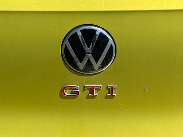 Used 2022 Volkswagen GTI Autobahn FWD image 18