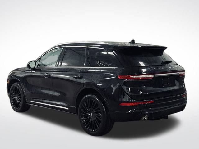 Used 2022 Lincoln Corsair Reserve w/ Equipment Group 201A image 9