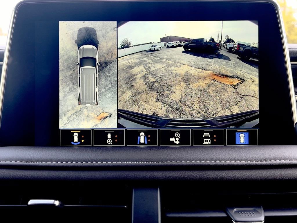 Used 2023 Chevrolet Tahoe LT w/ LT Signature Plus Package RWD image 35