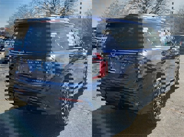 New 2025 Nissan Armada Platinum image 3