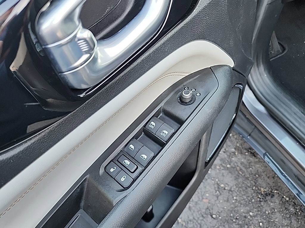 Used 2022 Jeep Compass Limited AWD/4WD image 24