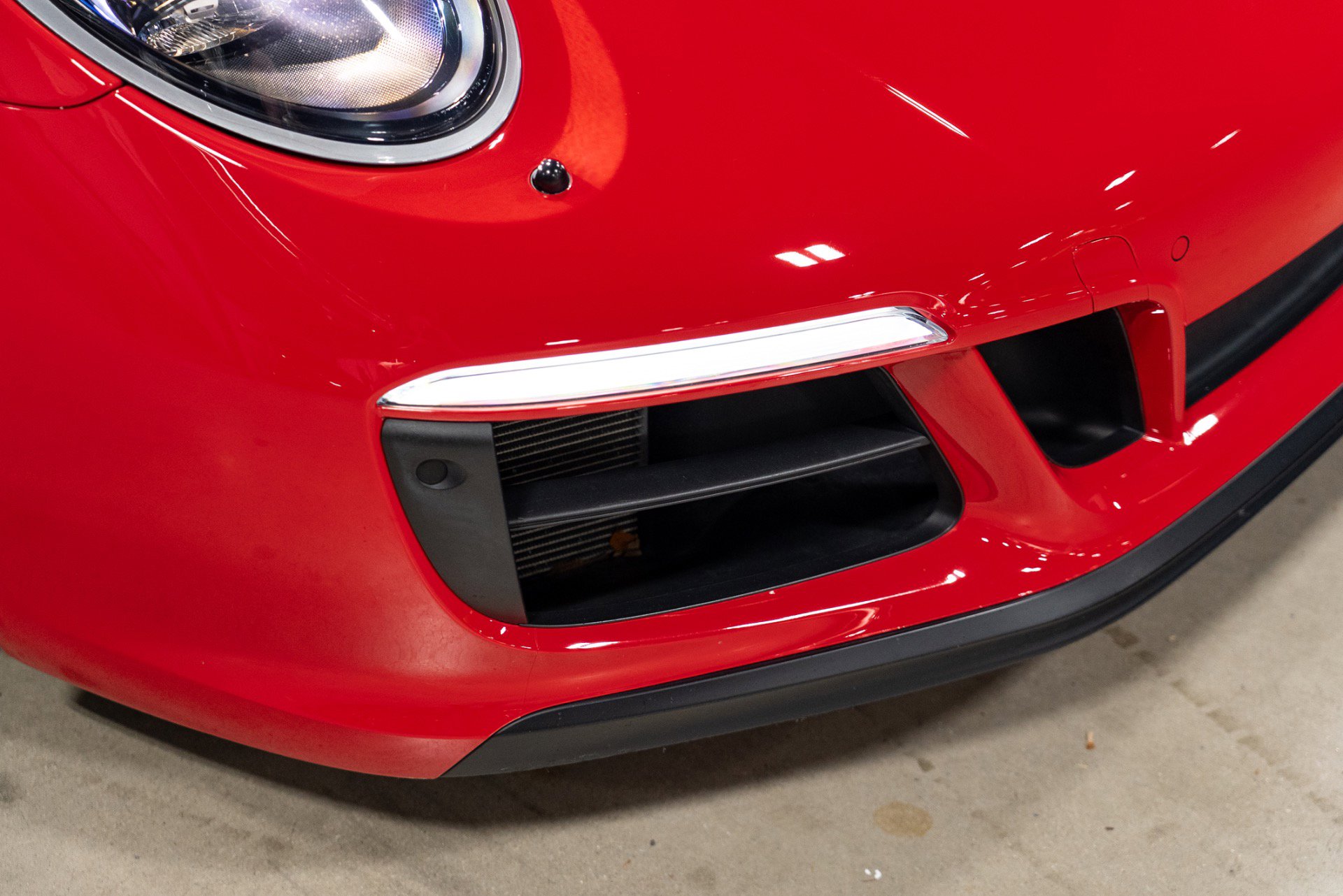 Used 2017 Porsche 911 Carrera GTS image 14