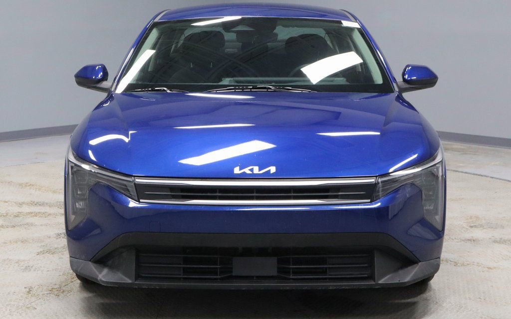 Used 2025 Kia K4 LXS image 4
