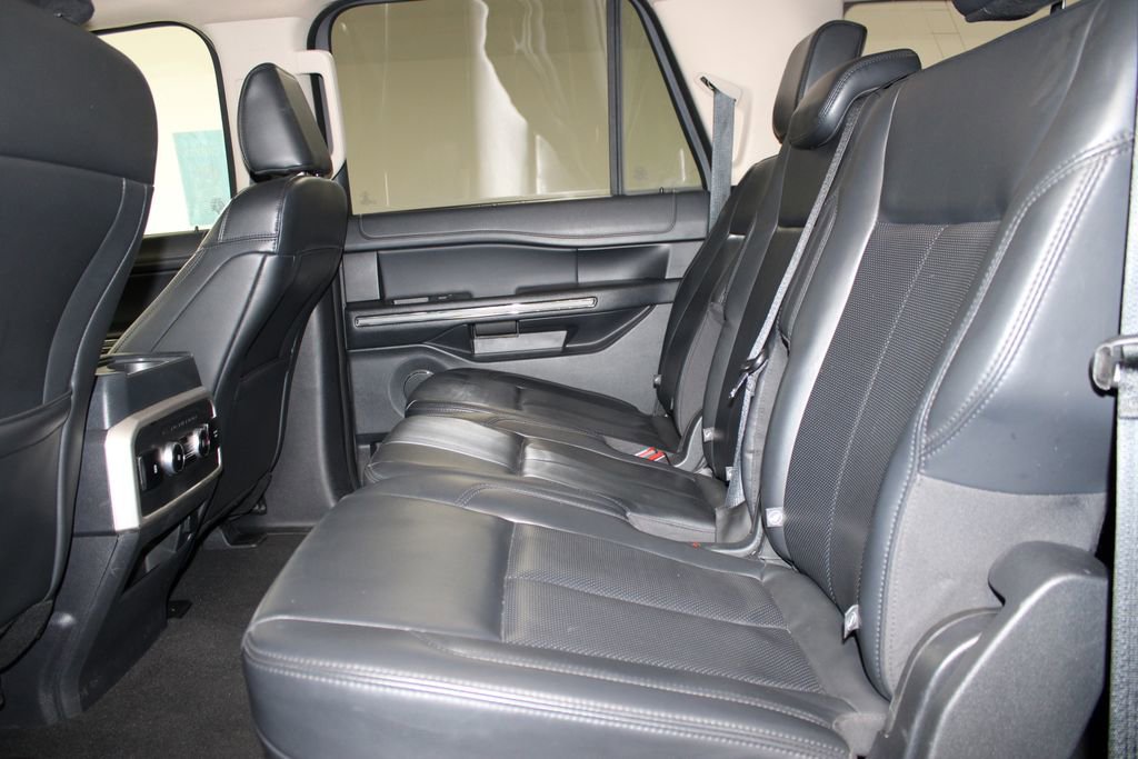 Used 2024 Ford Expedition Max XLT image 26