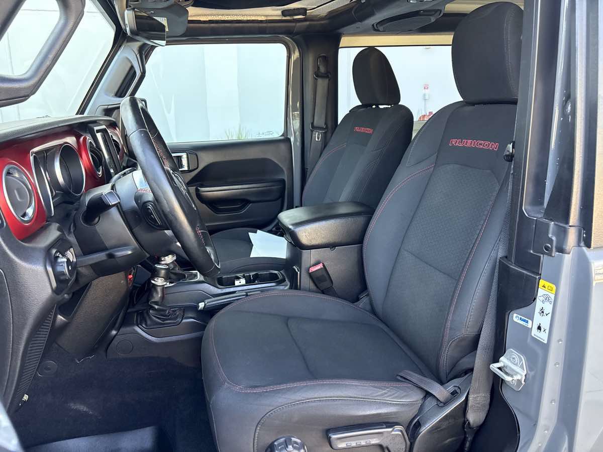Used 2019 Jeep Wrangler Rubicon AWD/4WD image 17