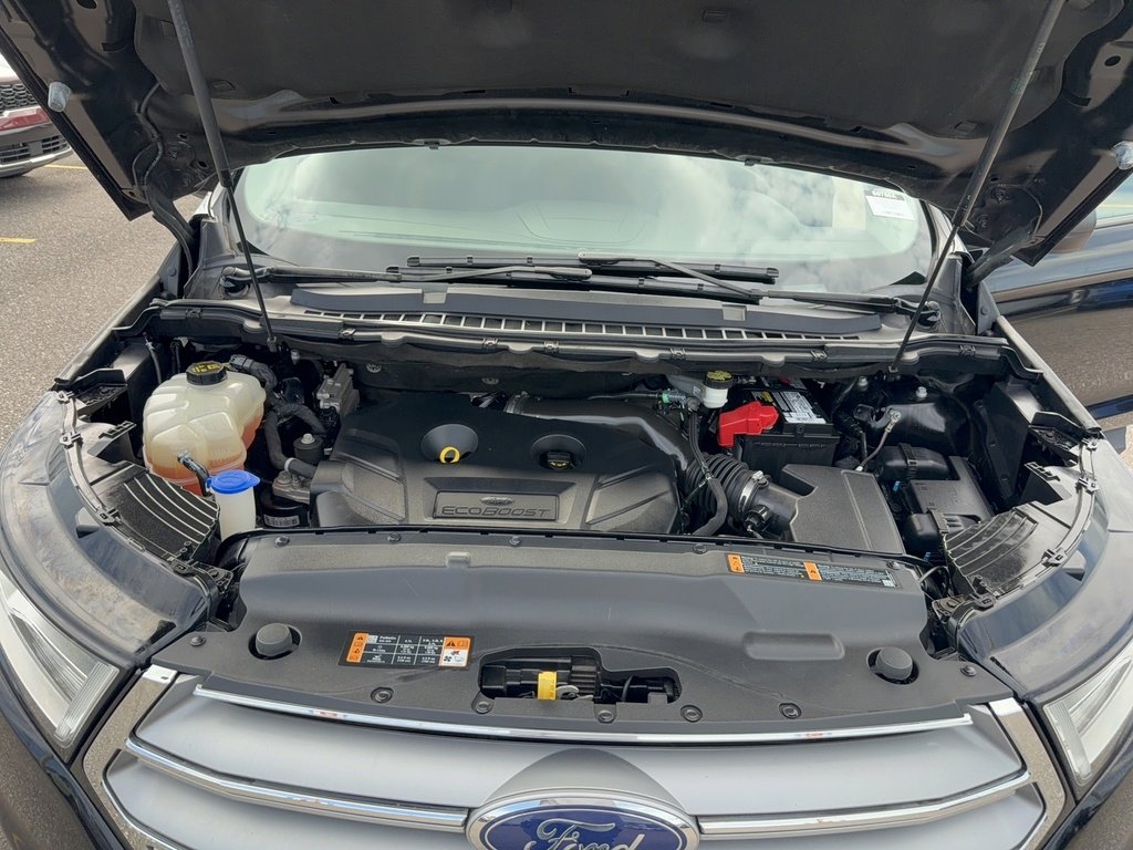 Used 2016 Ford Edge SE image 33