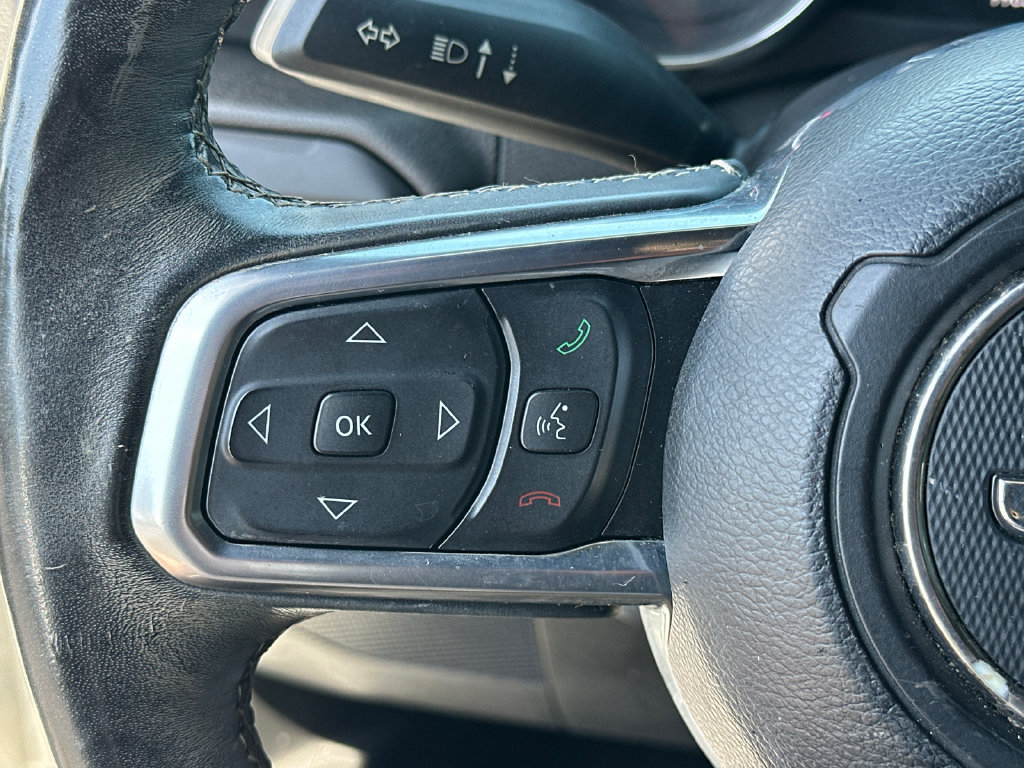 Used 2019 Jeep Wrangler Unlimited Sahara w/ Quick Order Package 24M Moab AWD/4WD image 25