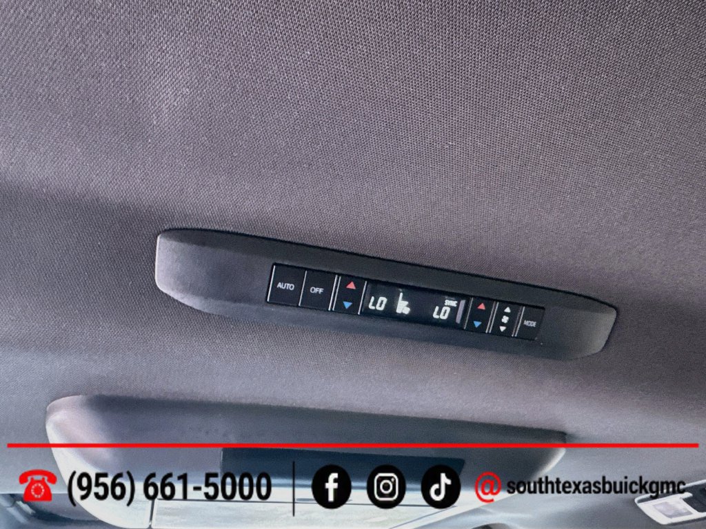 Used 2025 Toyota Sienna Limited AWD/4WD image 23