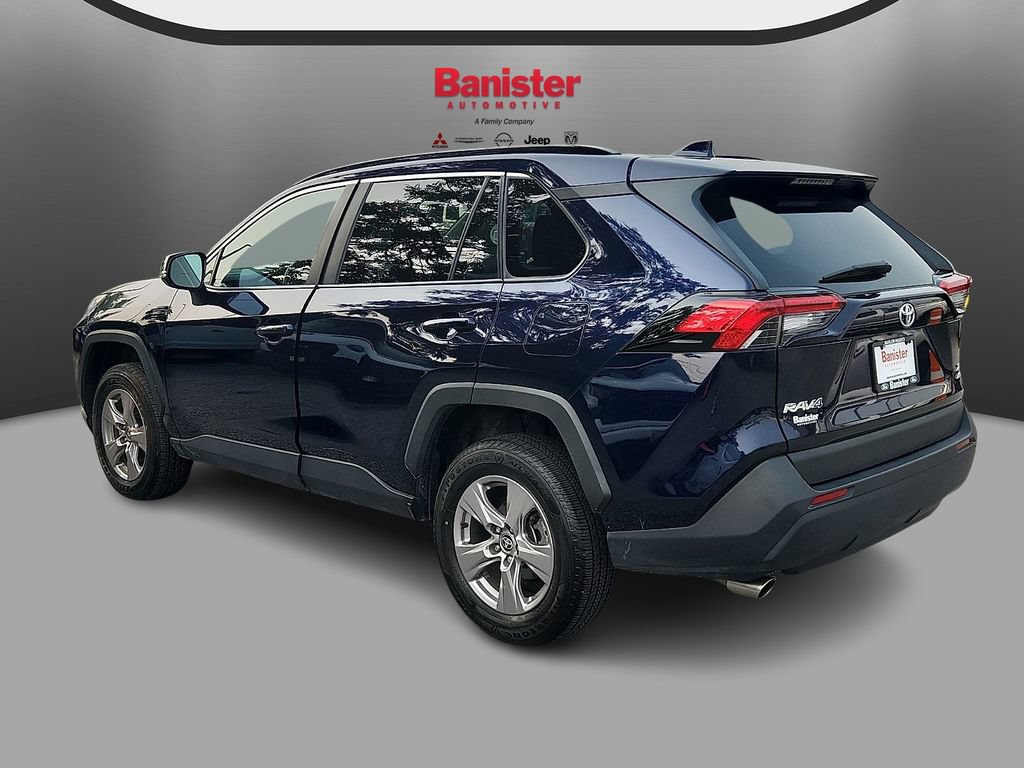 Used 2025 Toyota RAV4 XLE AWD/4WD image 6