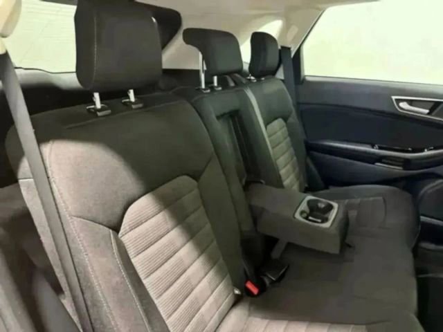 Used 2019 Ford Edge SEL FWD image 20