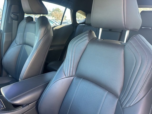 Used 2024 Toyota Venza Limited image 19