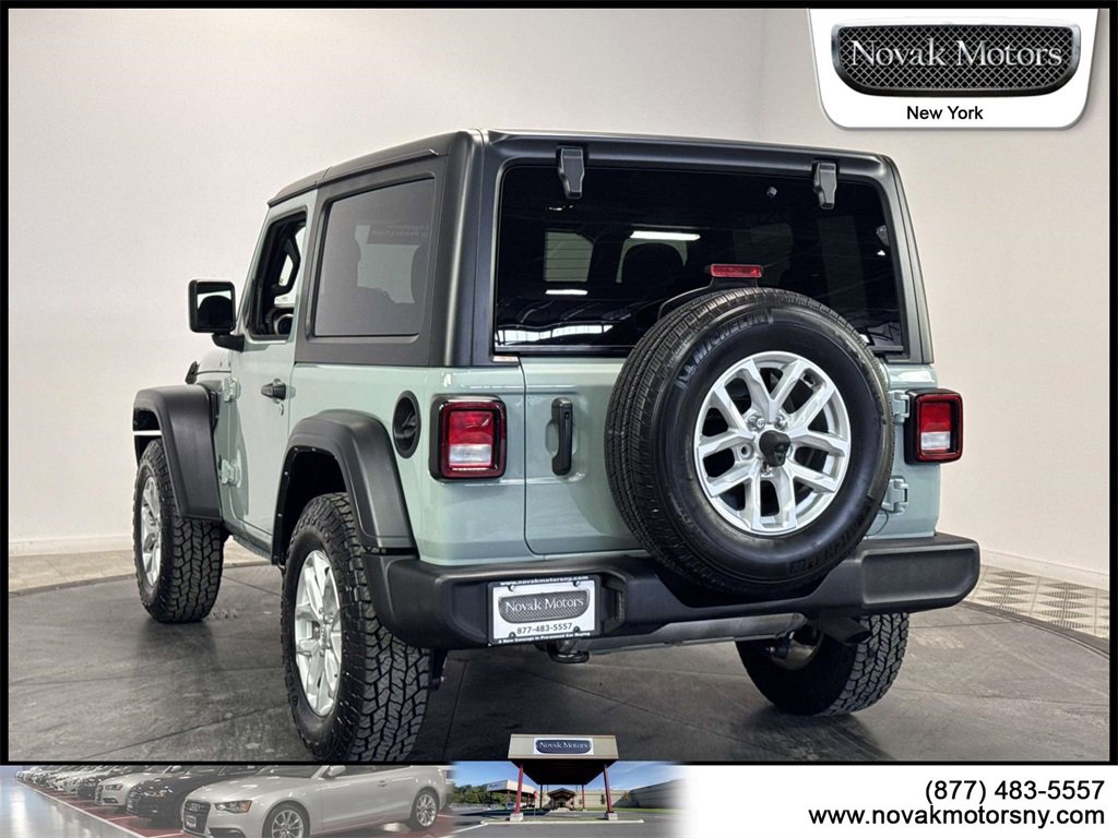 Used 2023 Jeep Wrangler Sport S image 8