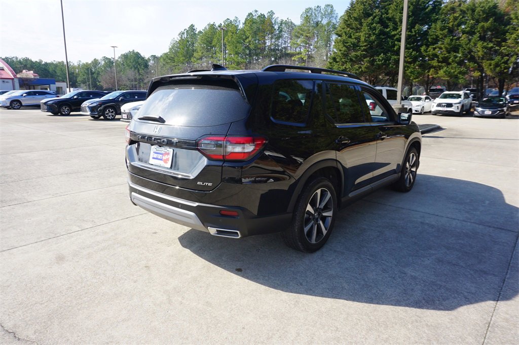 Used 2025 Honda Pilot Elite image 27