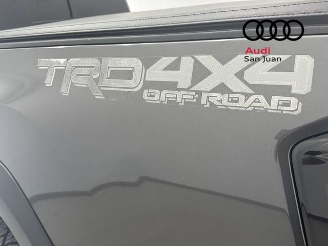 Used 2018 Toyota Tacoma TRD Off-Road w/ Technology Package AWD/4WD image 13