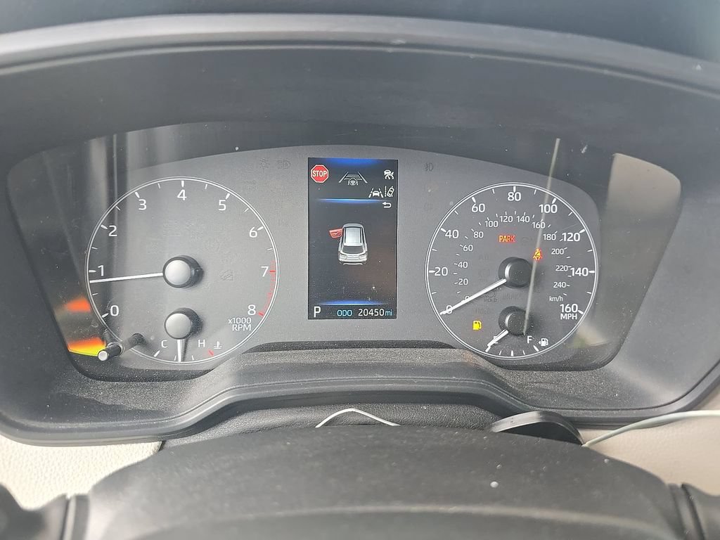 Used 2024 Toyota Corolla Cross L FWD image 2