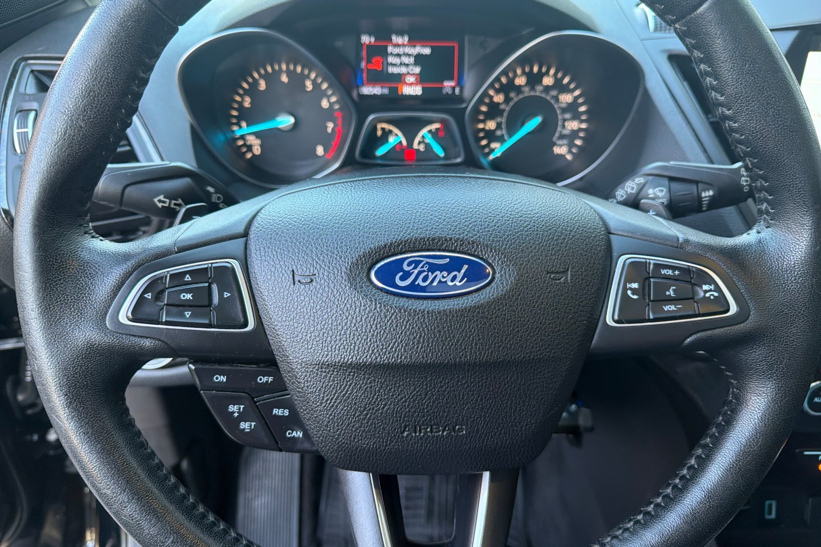 Used 2017 Ford Escape Titanium AWD/4WD image 24