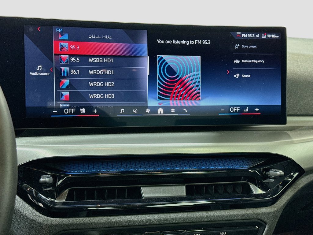 Certified 2025 BMW M240i Coupe RWD image 8