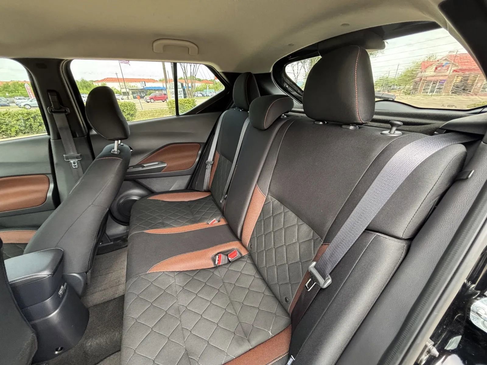 Used 2020 Nissan Kicks SR FWD image 22