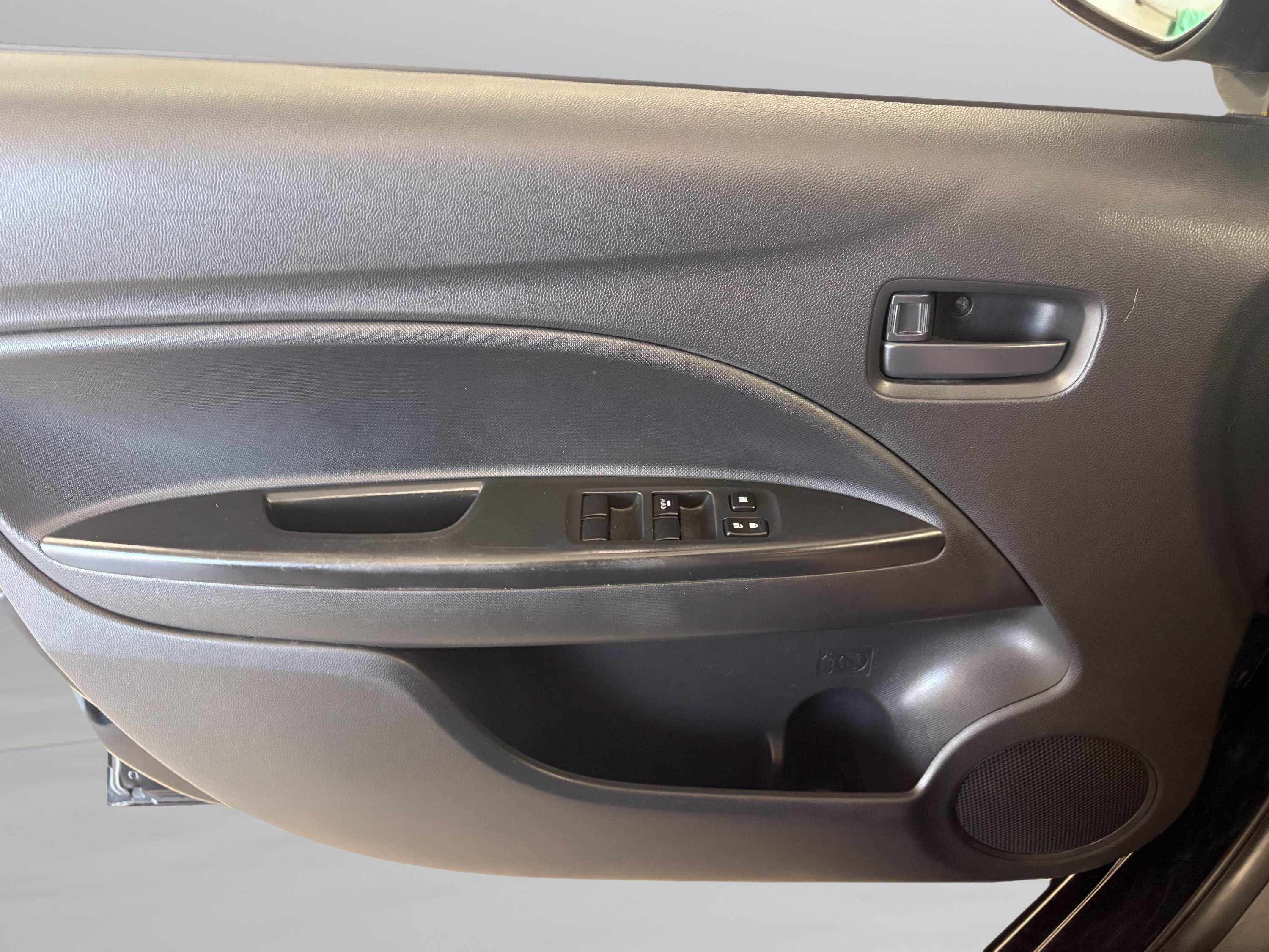 Used 2022 Mitsubishi Mirage G4 LE FWD image 22