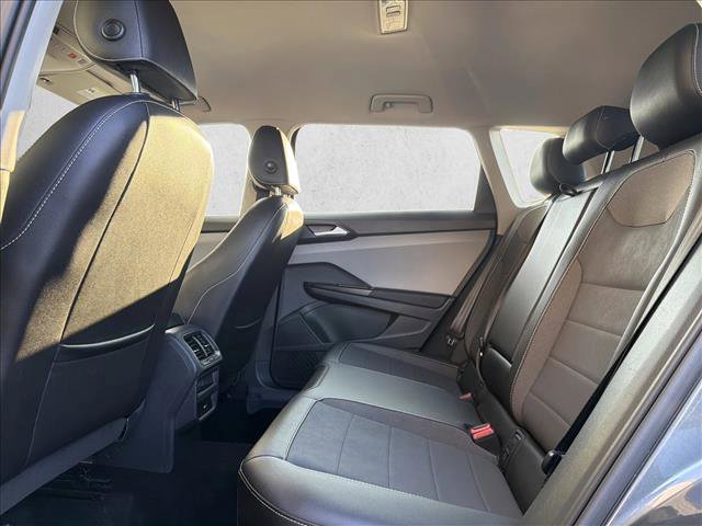 Used 2023 Volkswagen Taos SE image 22