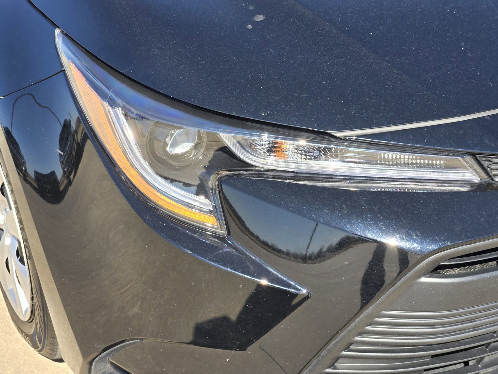 Used 2025 Toyota Corolla LE image 10