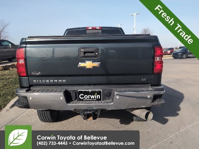 Used 2019 Chevrolet Silverado 2500 LT w/ LT Convenience Package image 5