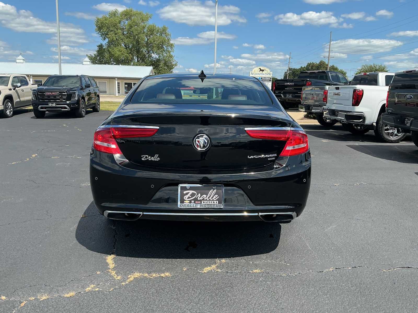 Used 2019 Buick LaCrosse Avenir w/ Driver Confidence Package II AWD/4WD image 6